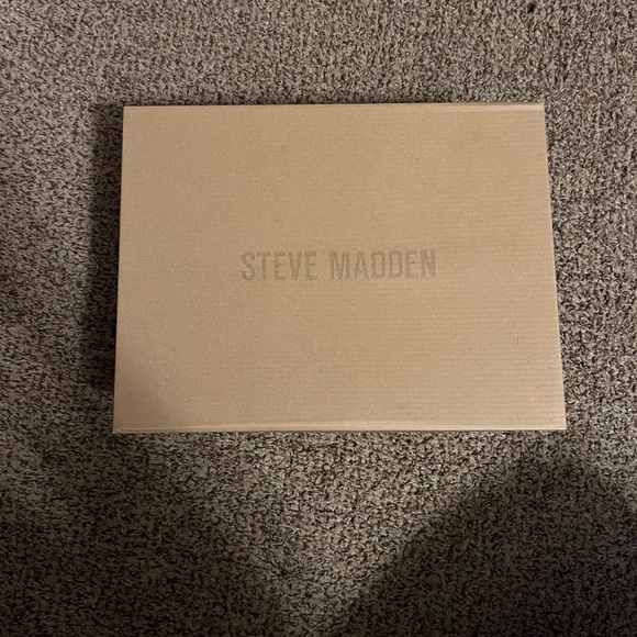 Steve Madden hot possession pink brand new with box!!! - Picture 1 of 8
